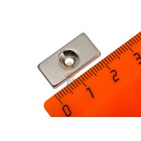 Неодимовый магнит диск 7х2 мм - Неодимовый магнит прямоугольник 20х10х3 мм с зенковкой 3/6 мм
